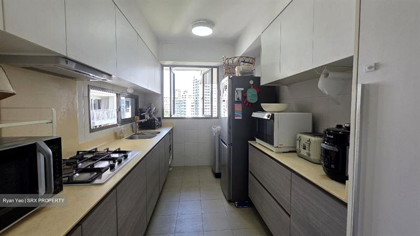 Blk 138C Lake Vista @ Yuan Ching (Jurong West), HDB 5 Rooms #610153051